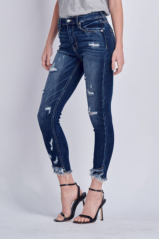 Shops frayed ankle jeans